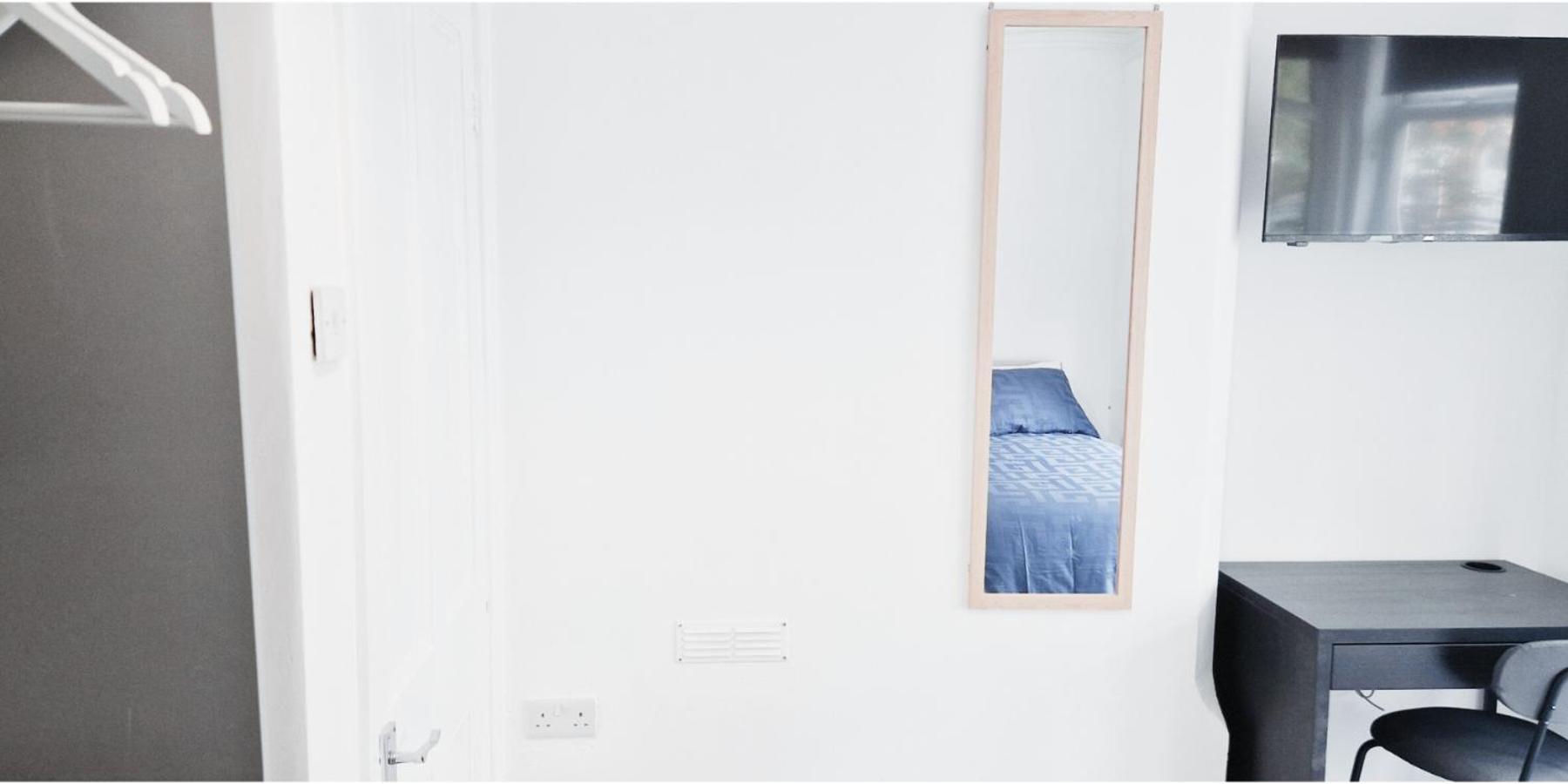 Double Room In Modern House Near Nottingham Exterior photo