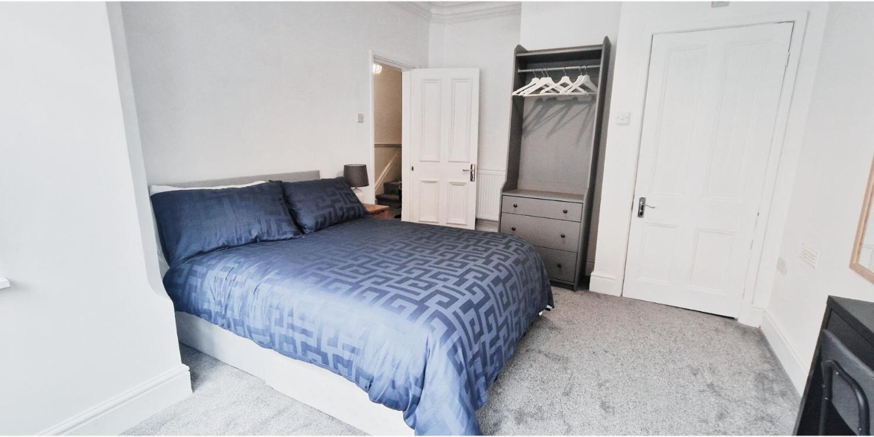 Double Room In Modern House Near Nottingham Exterior photo