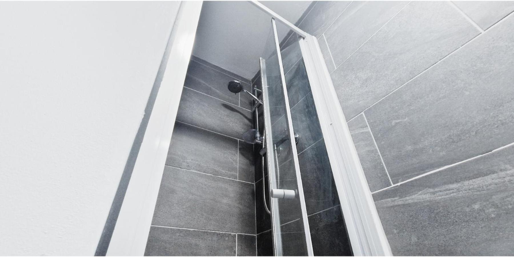 Double Room In Modern House Near Nottingham Exterior photo